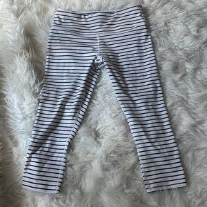 🧘🏼‍♀️Scorpio sol yoga pants 🧘🏼‍♀️